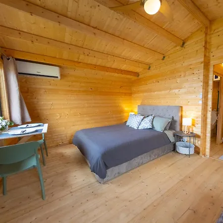 Hébergement de vacances Casinha Kevin *